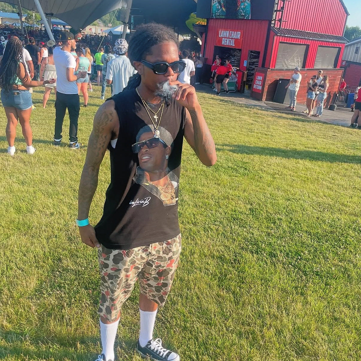 Must Be The Money T (Black)